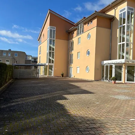 Апартаменты Traum-ferienwohnung No 1 In Der Residenz Am Kurpark - Familie Gorisen