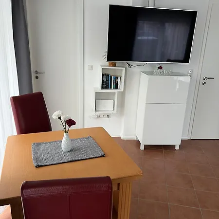 Traum-ferienwohnung No 1 In Der Residenz Am Kurpark - Familie Gorisen * Грёмиц